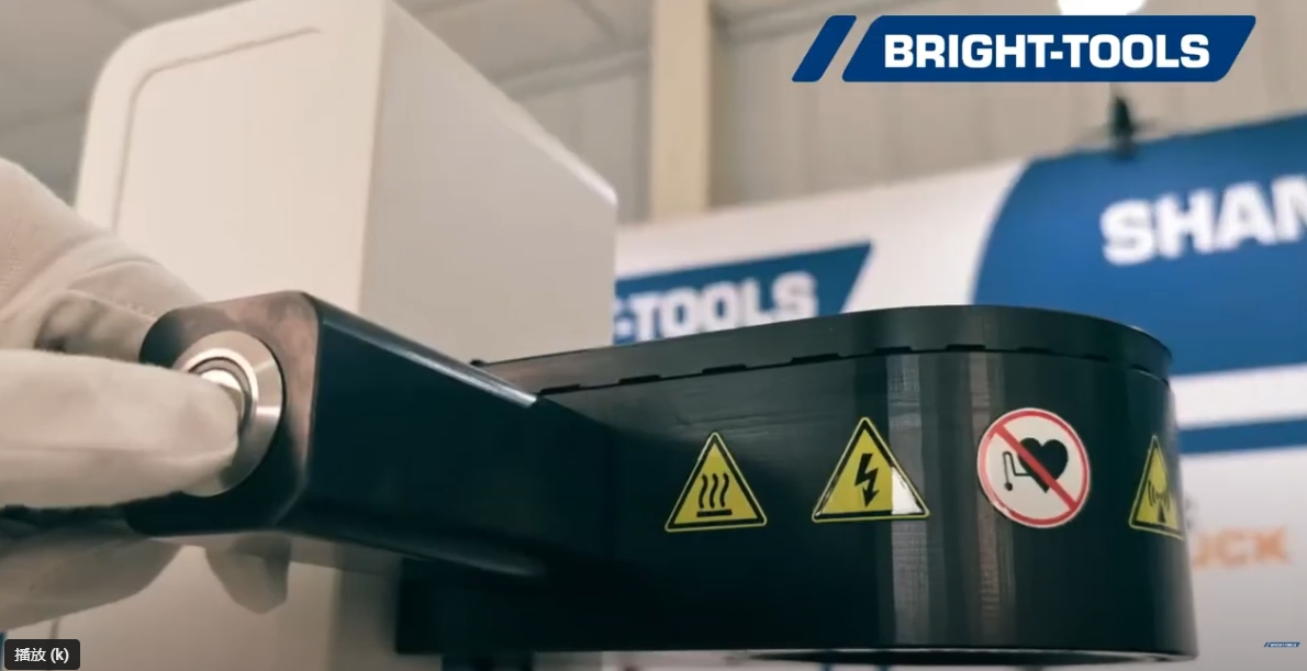 Процесс работы термоусадочной машины